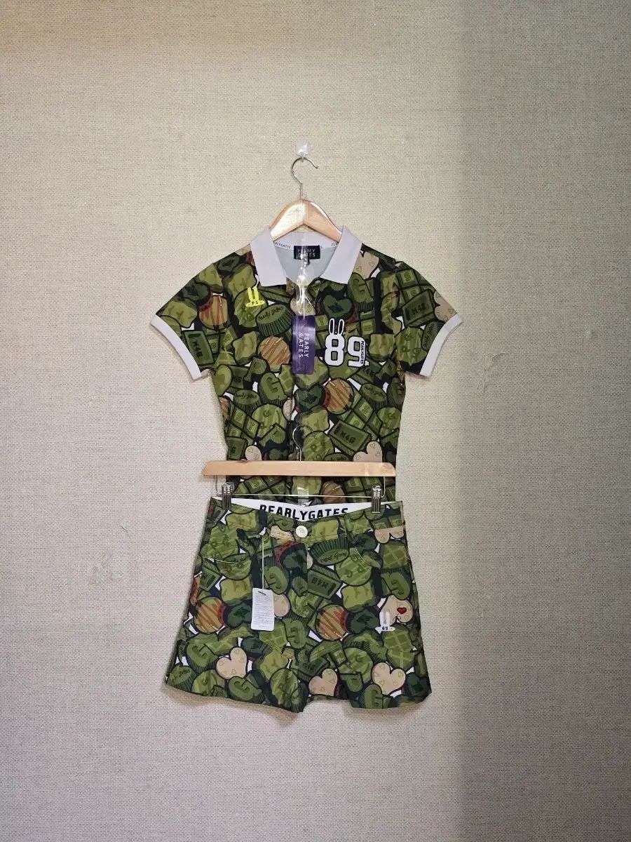 パーリーゲイツ(新品) 半袖Tシャツ スカート セット 55