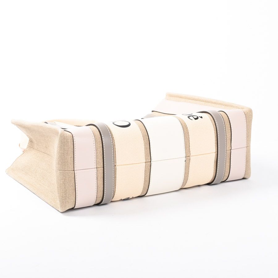 Chloe クロエ トートバッグ WOODYミディアムトート CHC24US383M92110｜トートバッグ