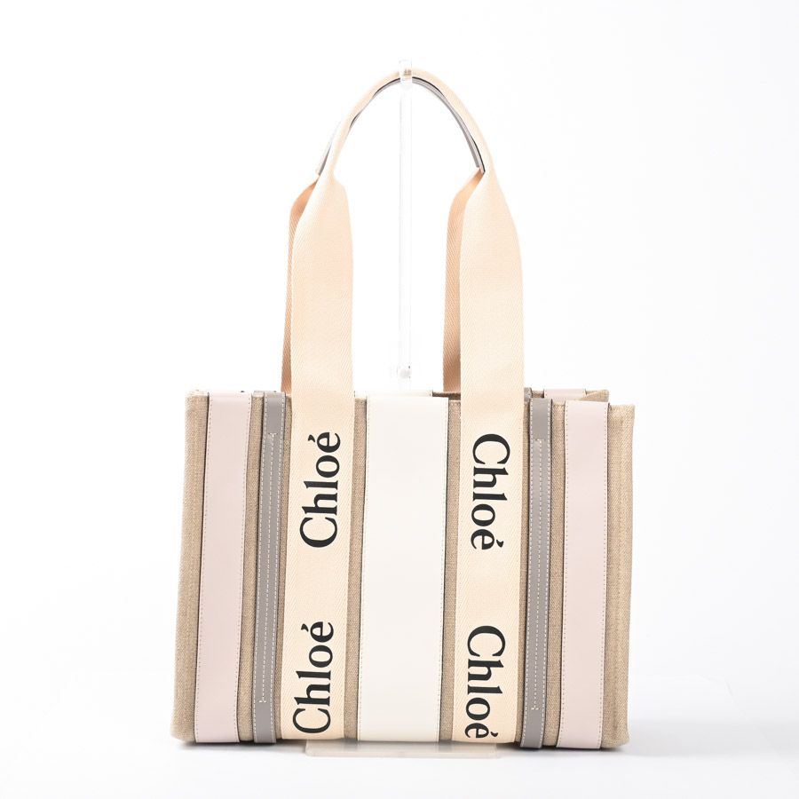 Chloe クロエ トートバッグ WOODYミディアムトート CHC24US383M92110｜トートバッグ