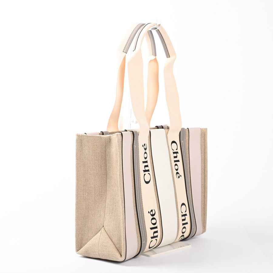 Chloe クロエ トートバッグ WOODYミディアムトート CHC24US383M92110｜トートバッグ