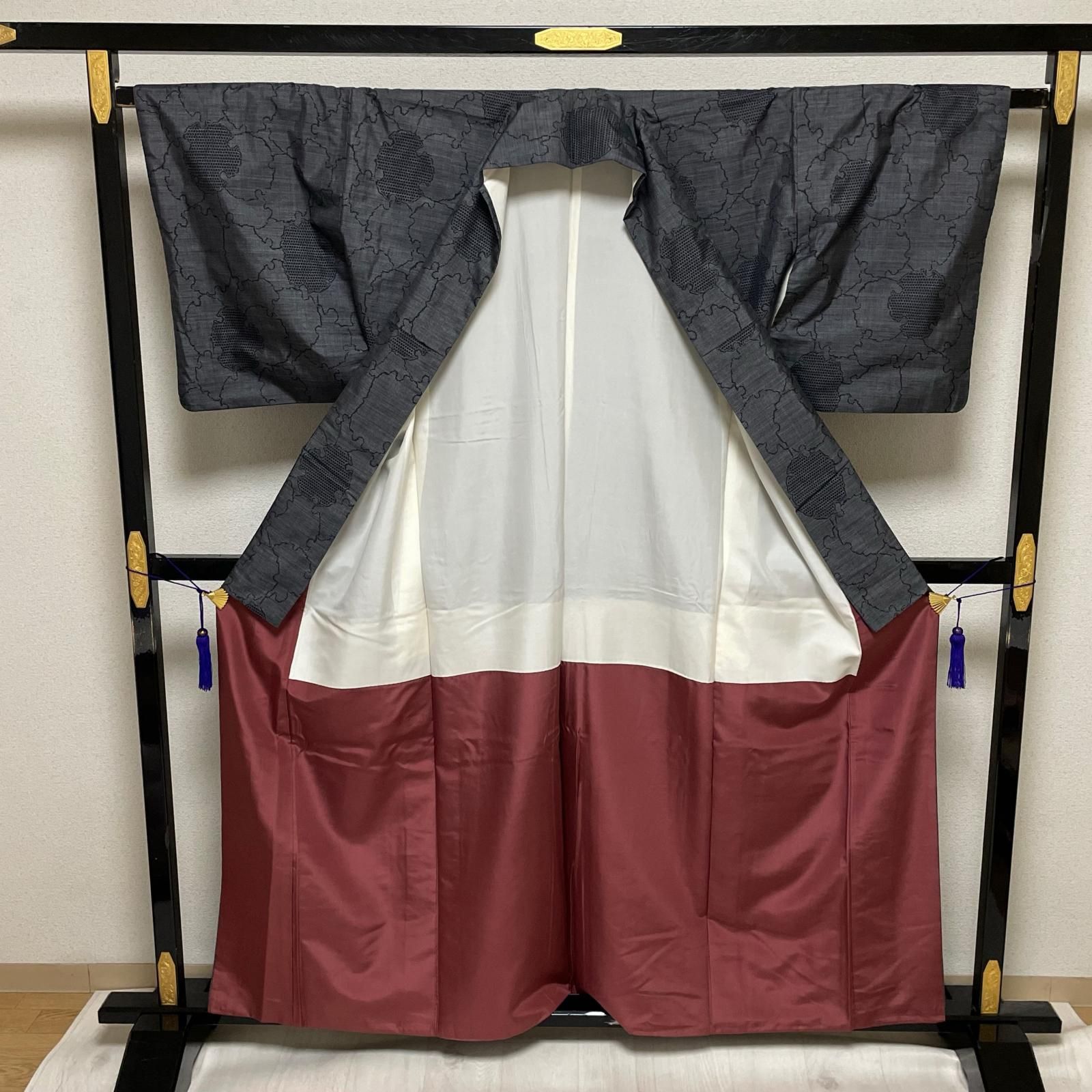 本場大島紬 泥染 雪輪重ね 着物 正絹 X-3251