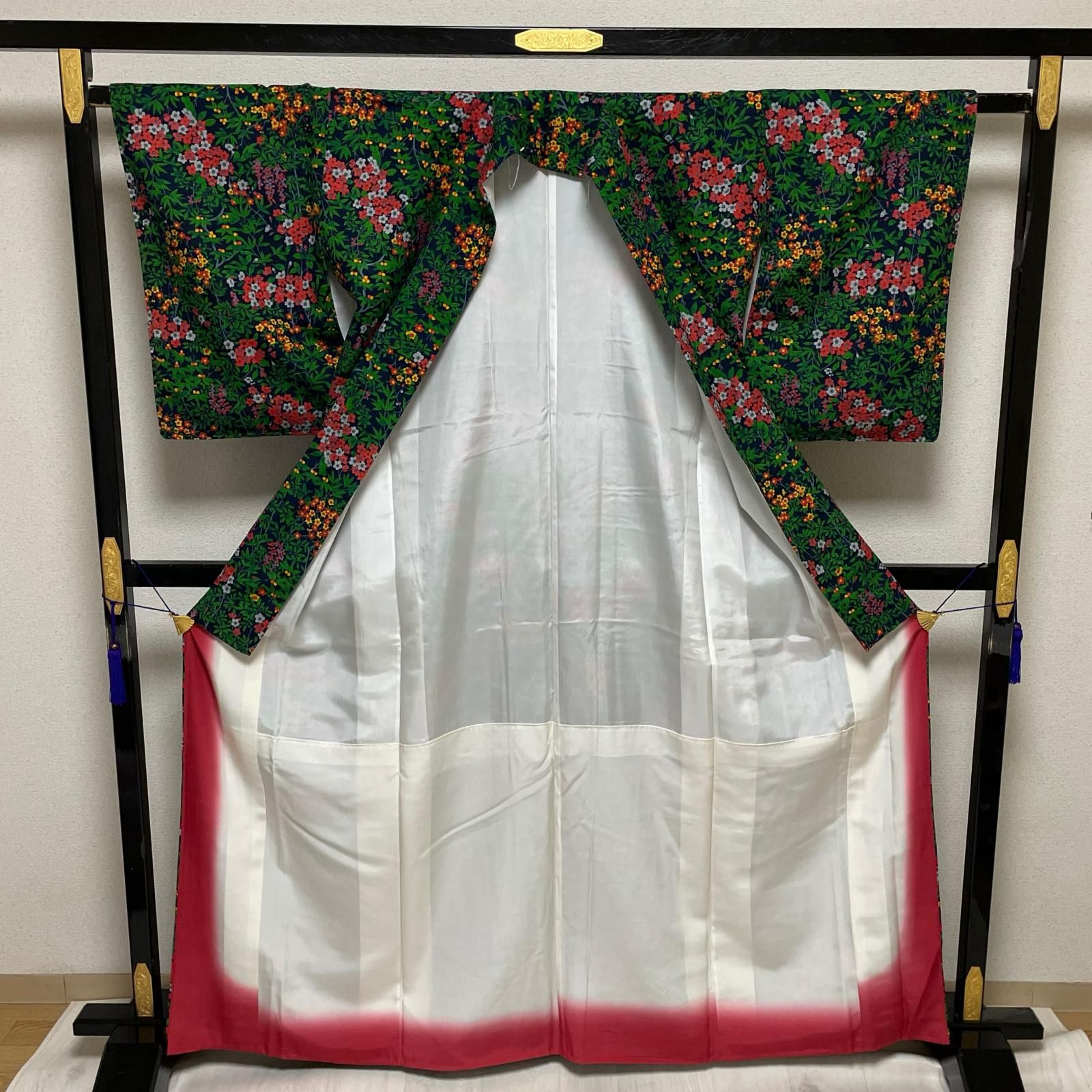 真綿紬 鮮やかな花模様 着物 正絹 X-3259
