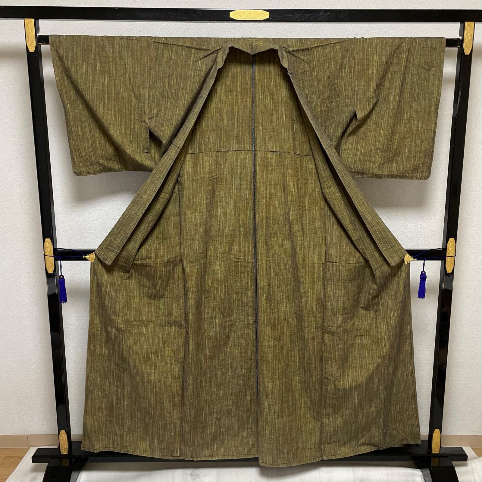 紬 単衣仕立て 粋な縞模様 着物 正絹 X-3260