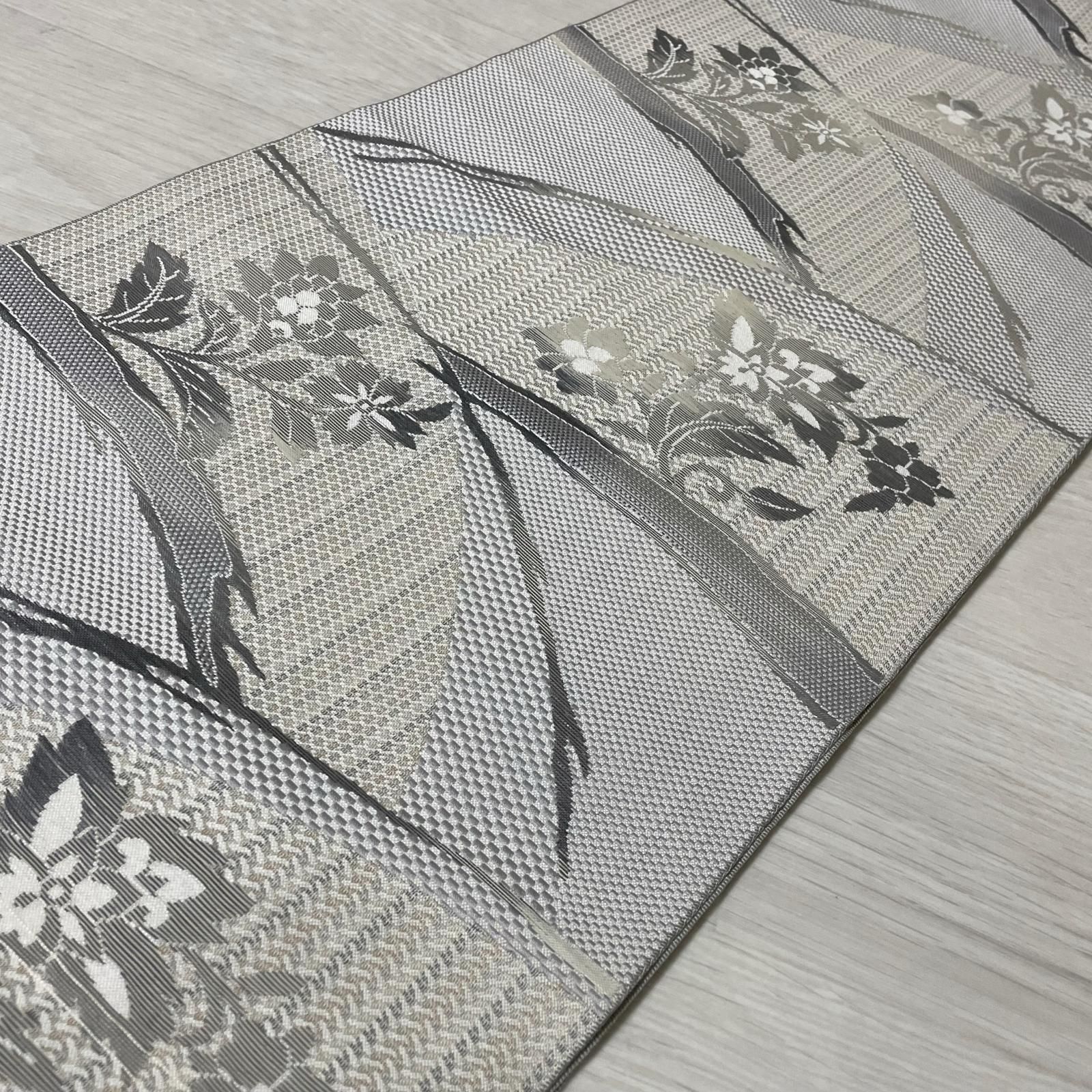 本場筑前博多織 名古屋帯 花模様 上品な色味 八寸 正絹 着物 X-3279