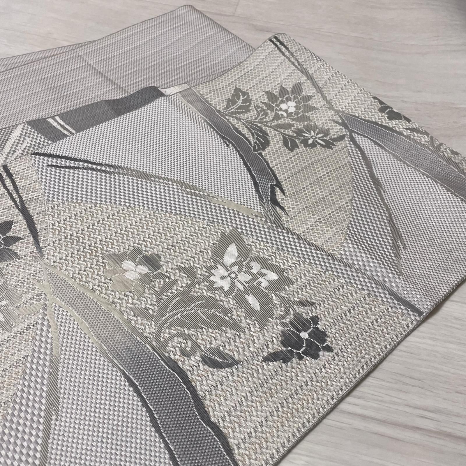 本場筑前博多織 名古屋帯 花模様 上品な色味 八寸 正絹 着物 X-3279