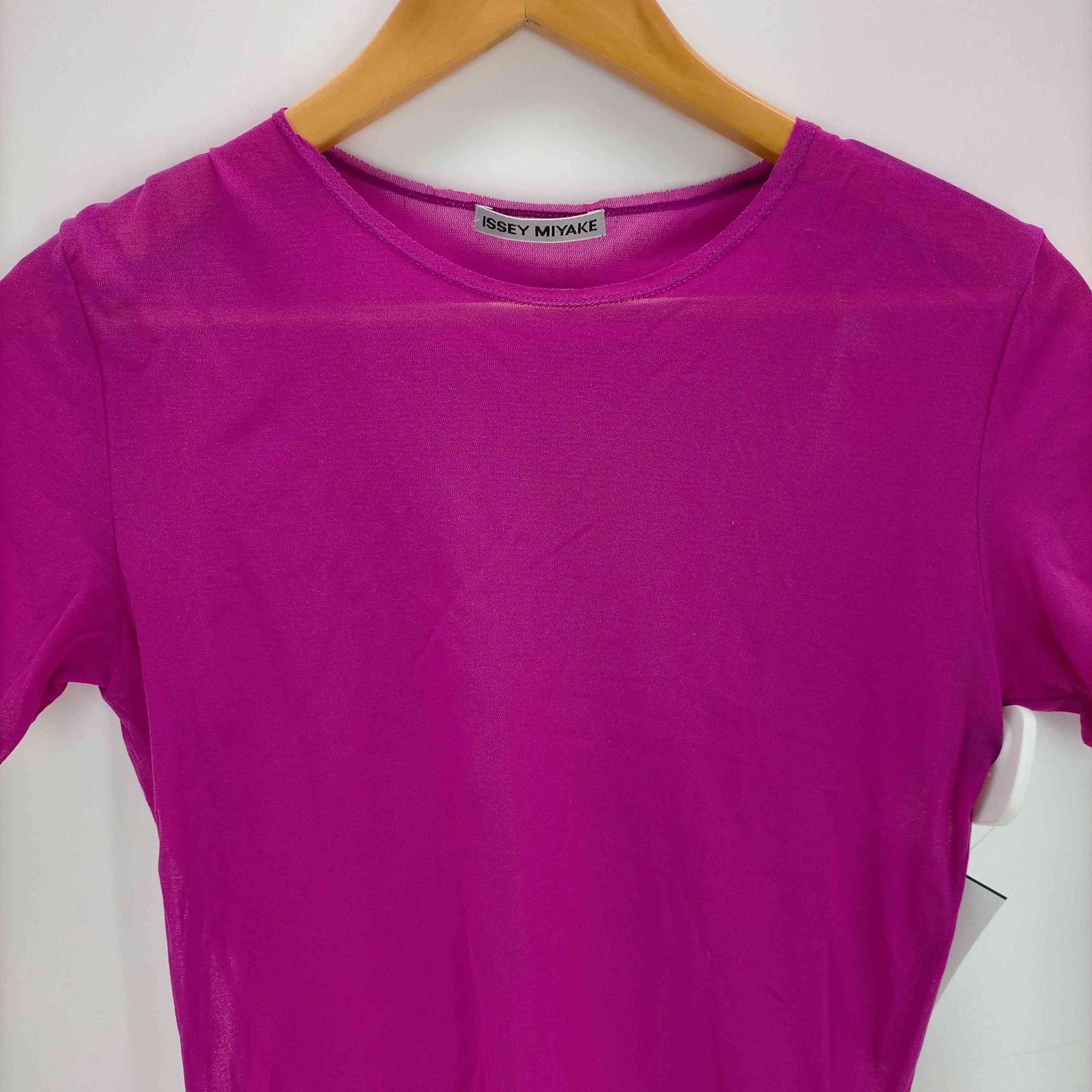 イッセイミヤケ ISSEY MIYAKE メッシュカットソー レディース JPN：S