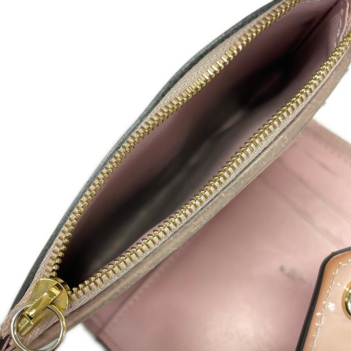 LOUIS VUITTON(ルイヴィトン) 3つ折り財布 モノグラムヴェルニ ポルトフォイユヴィクトリーヌ M62428 ローズバレリーヌ レザー