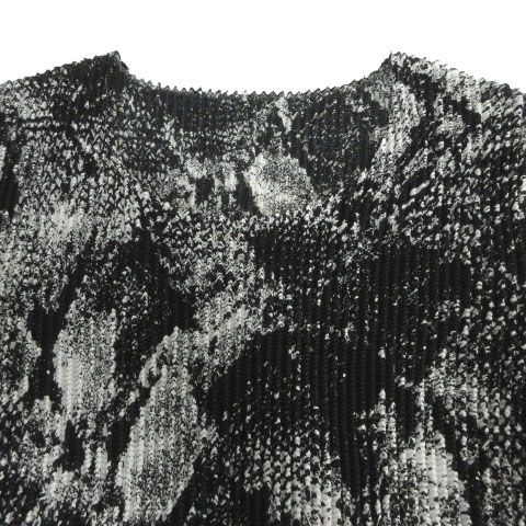 スペッチオ SPECCHIO 総柄シャトルプリーツトップス 492-119 半袖 ストレッチ ブラック 黒 ホワイト 白 40