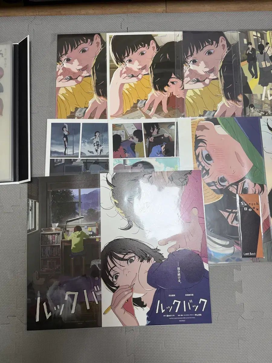 ルックバック ポスターおよび 特典