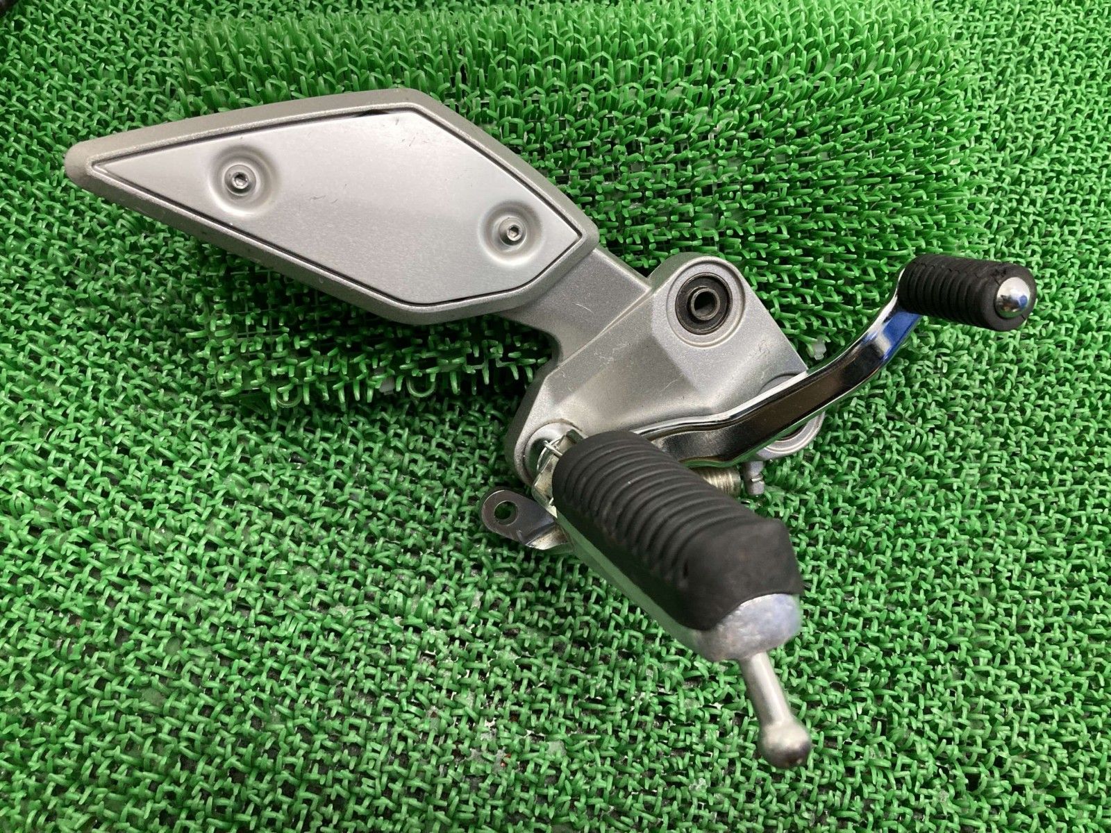 FZ-1フェザー メインステップ 右 2D1 ヤマハ 純正 中古 RN21J ペグ ブレーキペダル Zf