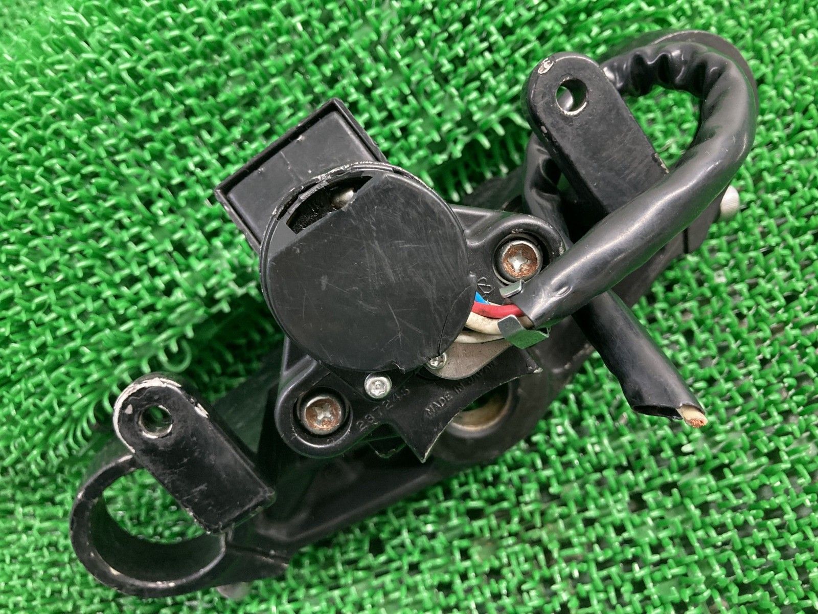 ZRX400 トップブリッジ 315 カワサキ 純正 中古 ZR400E 41φ 修復素材に kE ZRX400 トップブリッジ 315 カワサキ 純正 中古 ZR400E 41φ 修復素材に kE