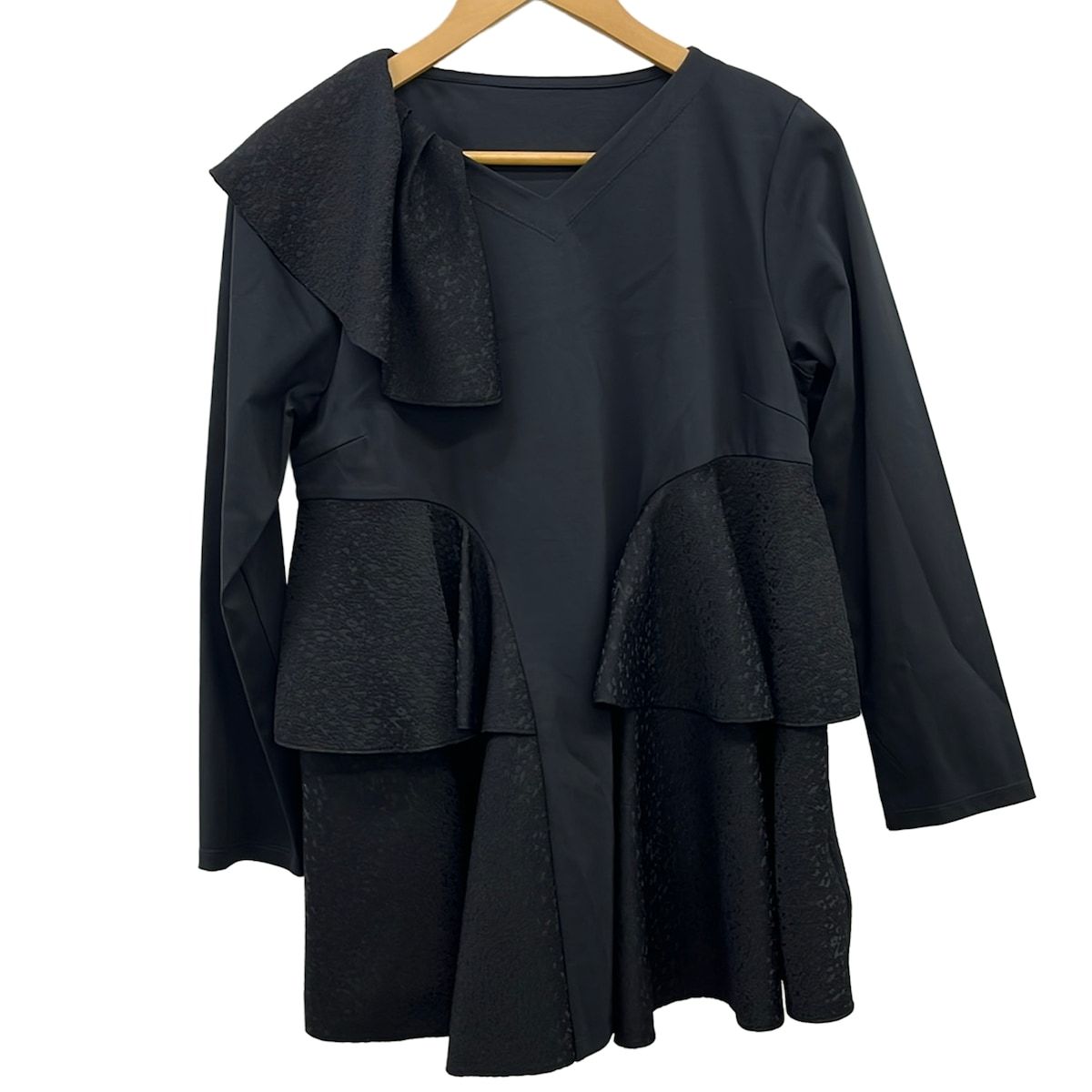 CELFORD(セルフォード) チュニック サイズ38 M レディース美品 - 黒 Vネック/長袖/フリル