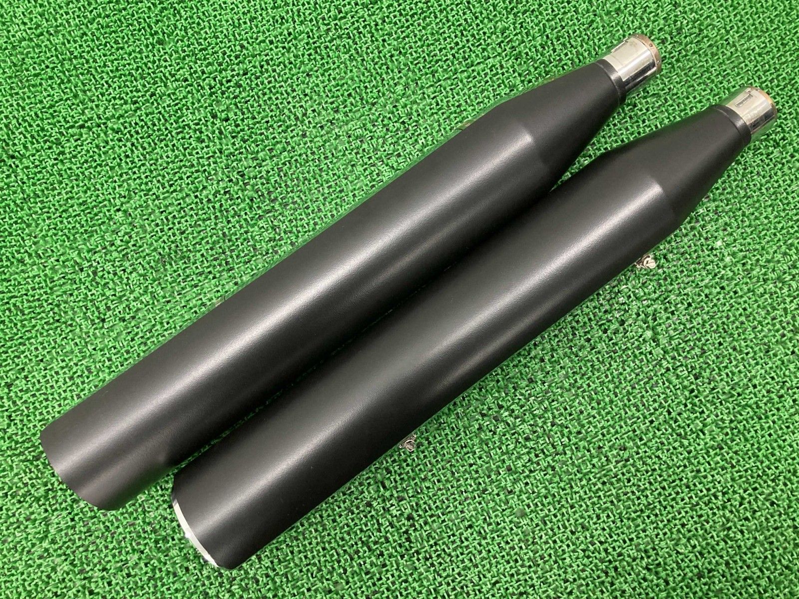 FXLRS1870 サイレンサーマフラー 64900939/64900940/65800047 ハーレー 純正 中古 Ik 17,697円