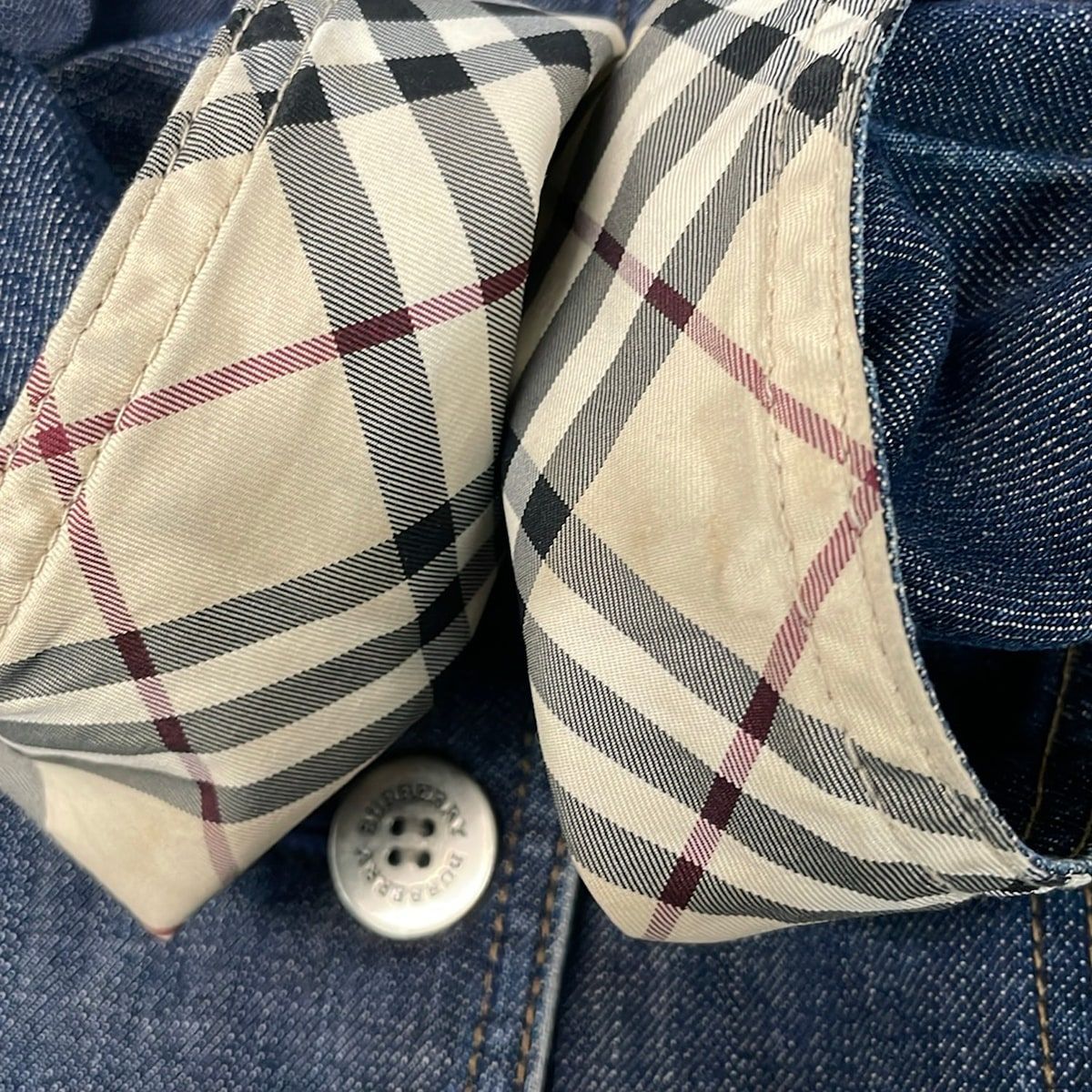 Burberry LONDON(バーバリーロンドン) ジャケット サイズ42 XL レディース美品 - ネイビー デニム/春・秋物