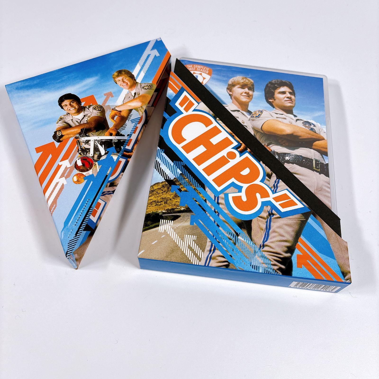 美品 白バイ野郎ジョン&パンチ ファースト・シーズン コンプリートBOX 6枚組 エピソードガイド付き DVD CHiPs 海外ドラマ 1000547568 4548967164183 美品 白バイ野郎ジョン&パンチ ファースト・シーズン コンプリートBOX 6枚組 エピソードガイド付き DVD CHiPs 海外ドラマ 1000547568 4548967164183