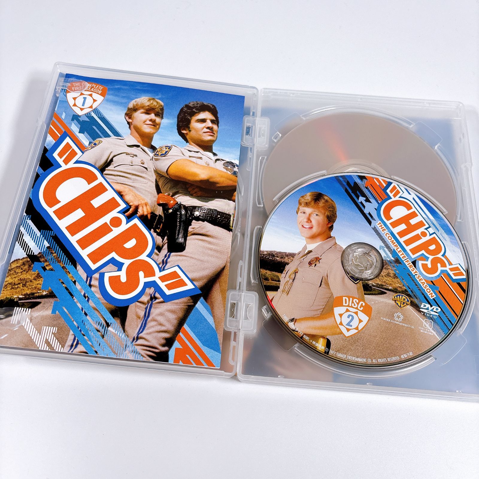 美品 白バイ野郎ジョン&パンチ ファースト・シーズン コンプリートBOX 6枚組 エピソードガイド付き DVD CHiPs 海外ドラマ 1000547568 4548967164183 美品 白バイ野郎ジョン&パンチ ファースト・シーズン コンプリートBOX 6枚組 エピソードガイド付き DVD CHiPs 海外ドラマ 1000547568 4548967164183