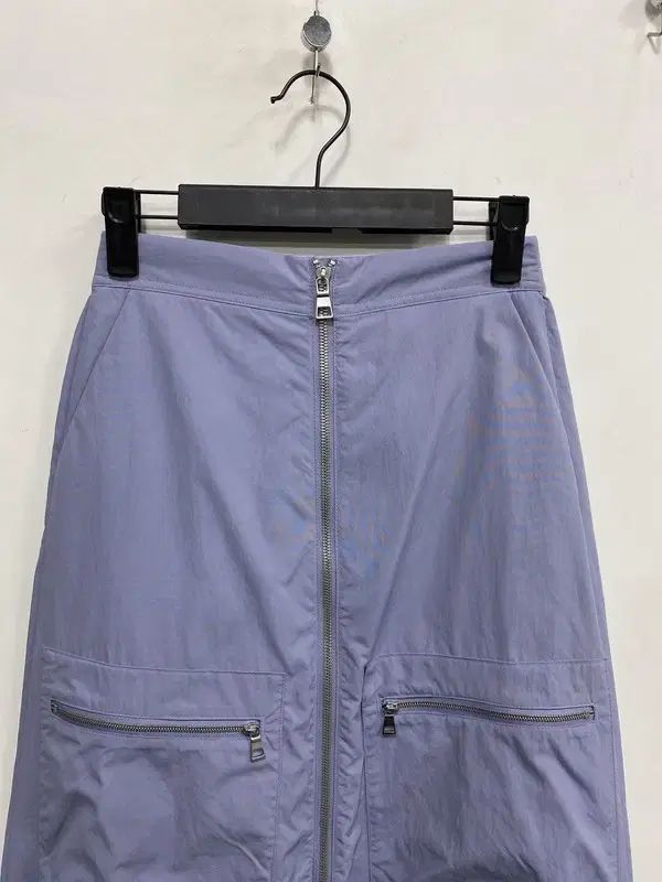 レディースS/NIKE 23SS フルジッパー カーゴスカート