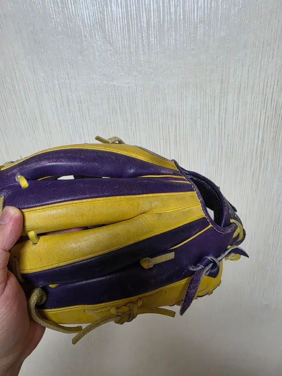 アトムズ 内野 野球グローブ 出品