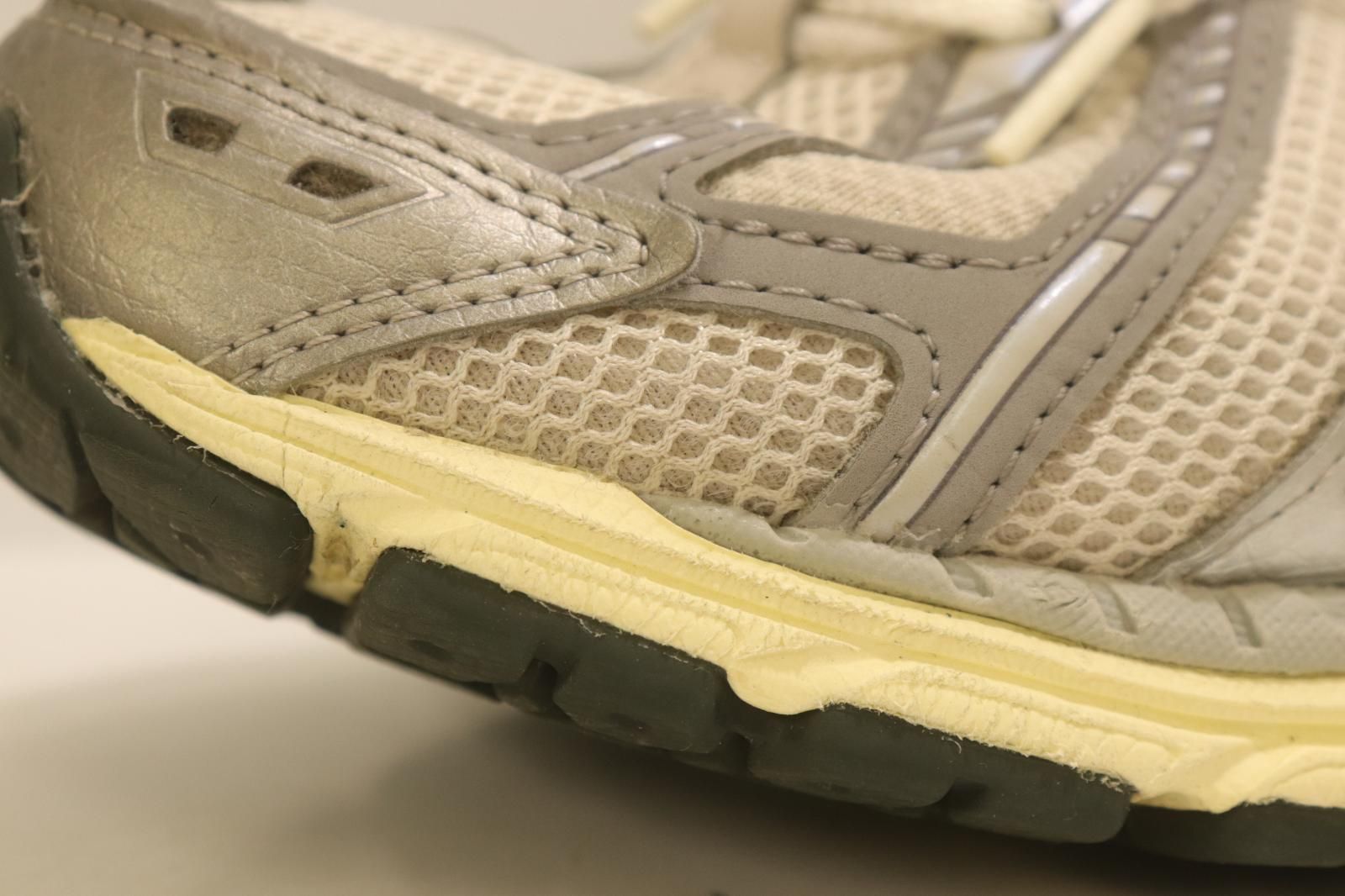 【中古】 NEW BALANCE メンズスニーカー 28cm M1906RRD NEW BALANCE 28cm グレー 灰 ロゴ