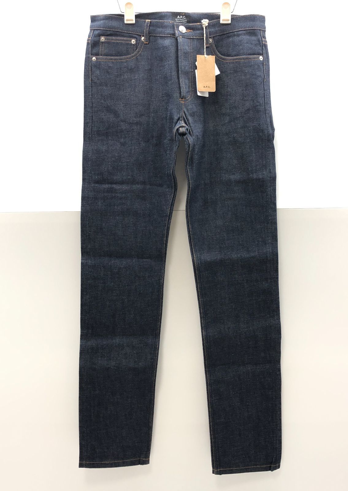 【タグ付き/美品】A.P.C アーペーセー デニムパンツ 32 メンズ インディゴ ボタンフライ マカオ製 SGSF26-1997