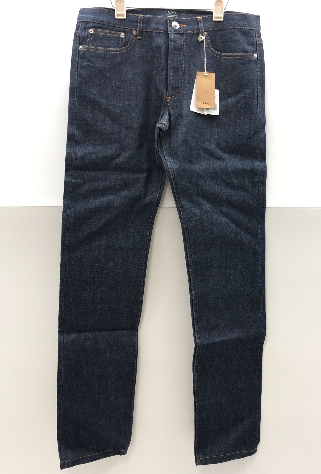 【タグ付き/美品】A.P.C アーペーセー デニムパンツ 32 メンズ インディゴ ボタンフライ マカオ製 SGSF26-1993