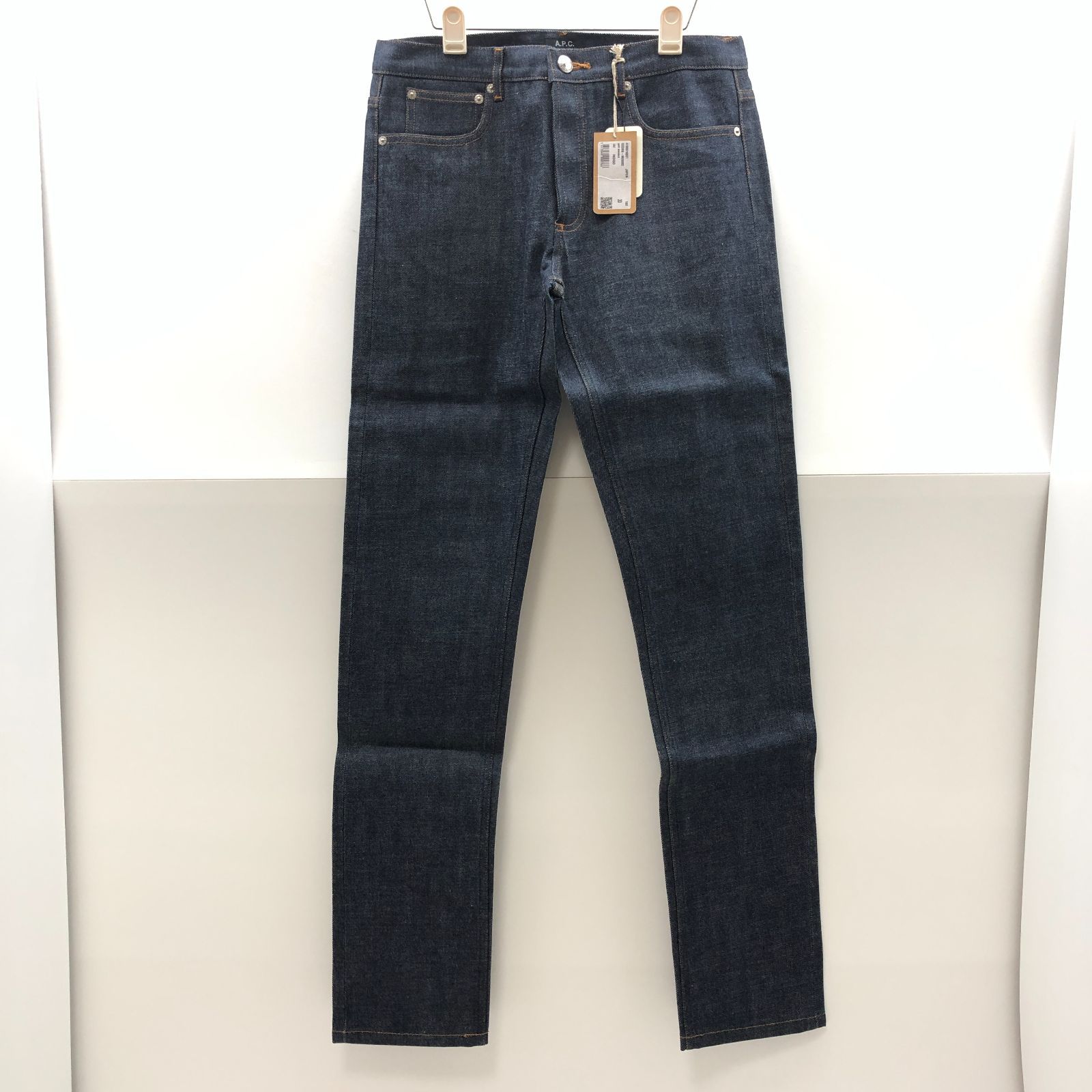 【タグ付き/美品】A.P.C アーペーセー デニムパンツ 30 メンズ インディゴ ボタンフライ SGSF26-1999