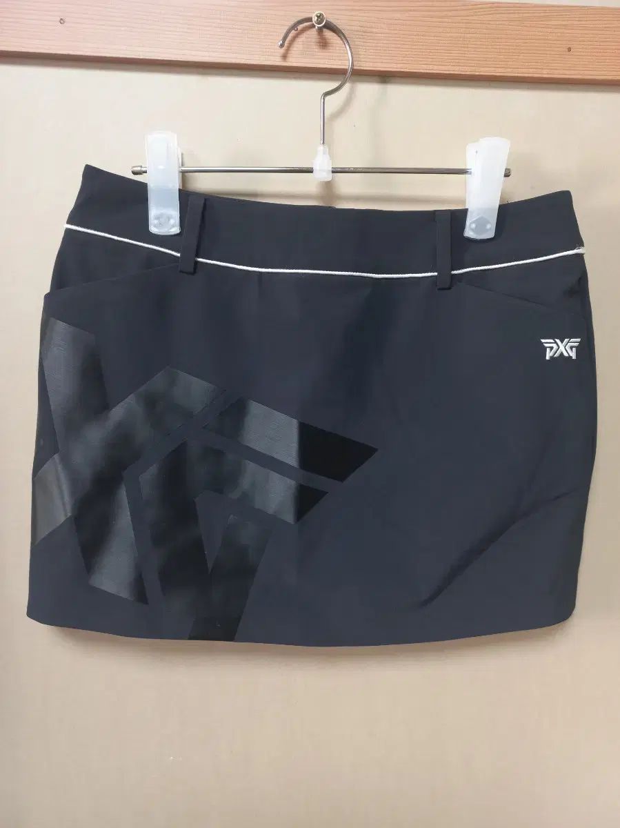 正規品 PXG レディース ゴルフスカート ブラック 63 (サイズ 26)