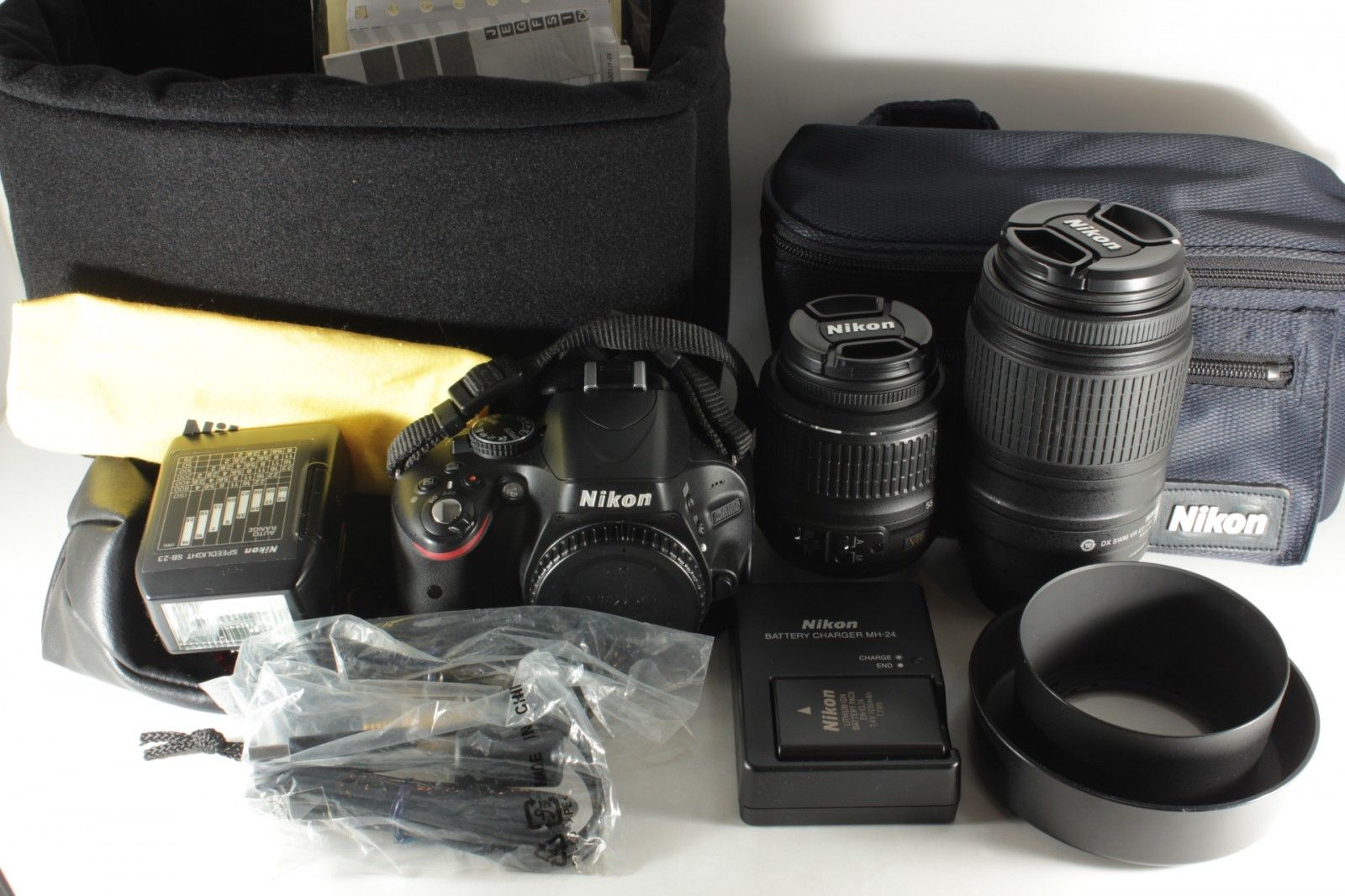Nikon D5000 / Nikon DX AF-S NIKKOR 55-300mm F4.5-5.6 G ED VR / Nikon DX AF-S NIKKOR 18-55mm F3.5-5.6 G VR