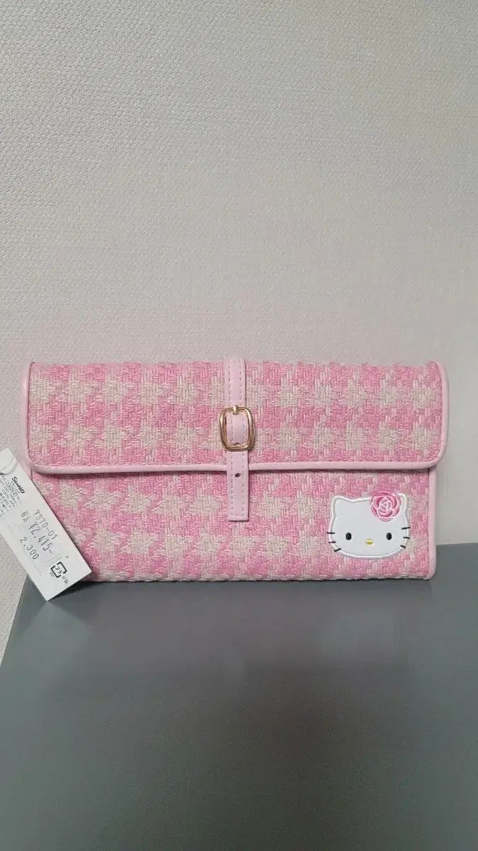 クラシック キャメル hello kitty(ハローキティ) 財布