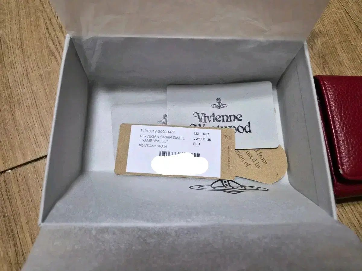 VIVIENNE WESTWOOD ヴィヴィアン・ウエストウッド 財布 レッド