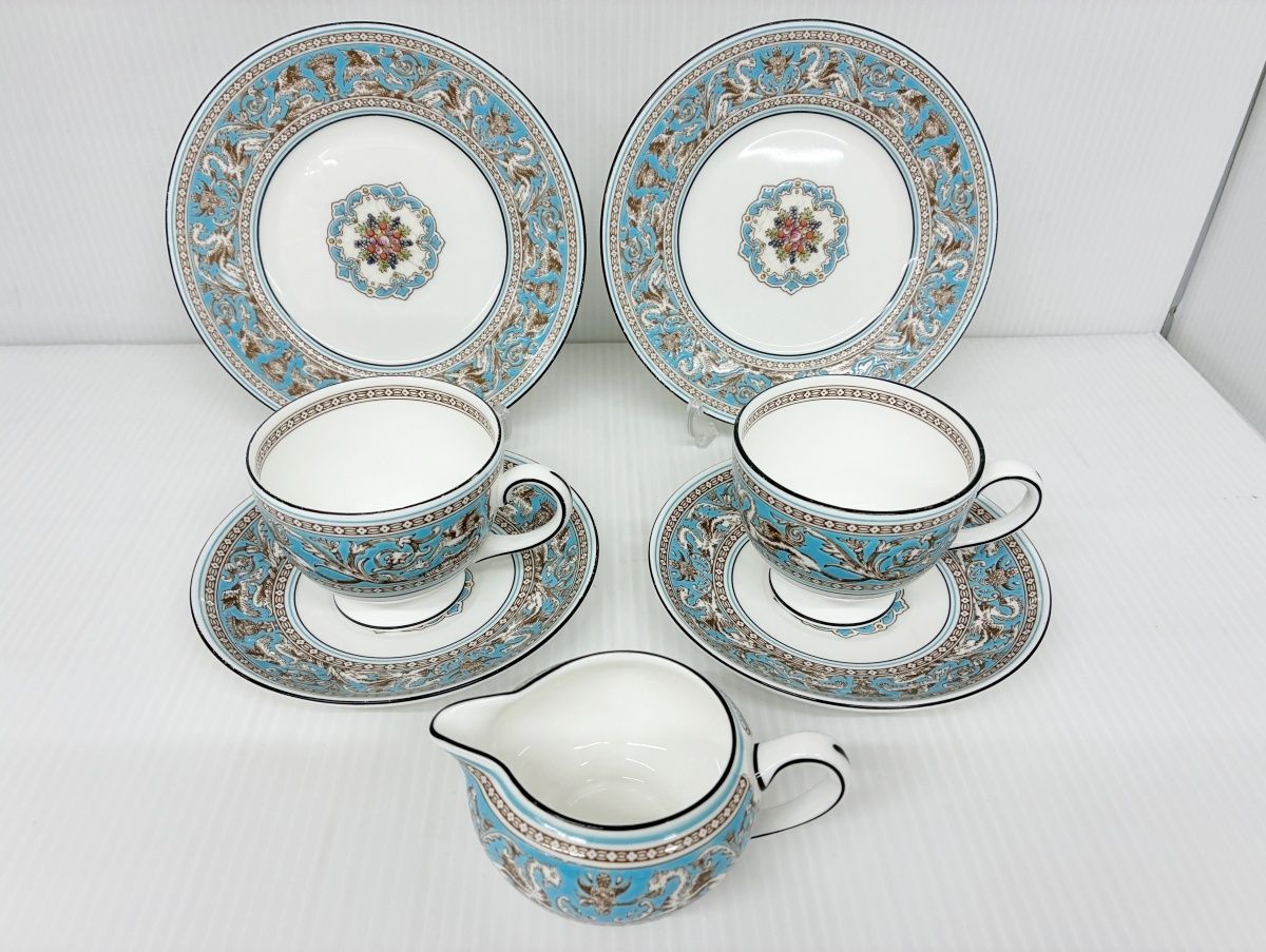 WEDGWOOD フロレンティーン ターコイズ ティーセット 中古品 カップ＆ソーサー プレート各2 クリーマー 1■