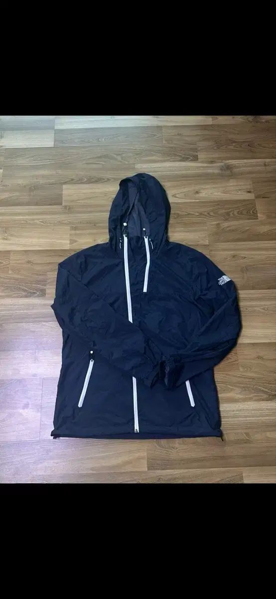 THE NORTH FACE ザノースフェイス ウィンドブレーカー ネイビー