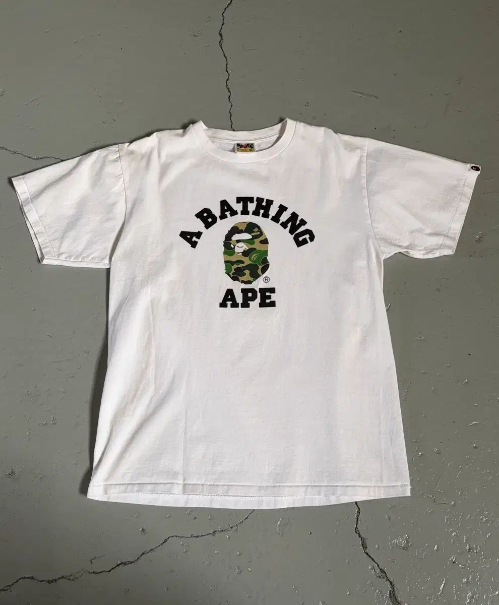 A BATHING APE(アベイシングエイプ) Single スティッチ ABC カモフラ 白 Tシャツ 11,005円