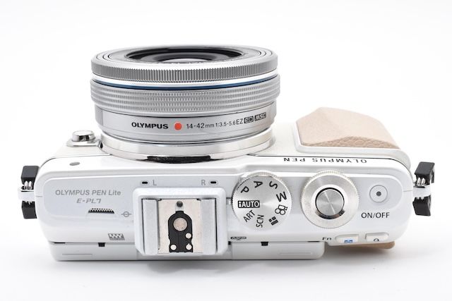 並品＞ OLYMPUS ミラーレス一眼 PEN E-PL7 14-42mm EZレンズキット