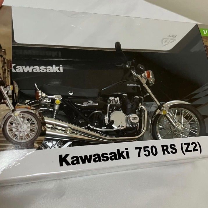 未開封 Kawasaki 750 RS (Z2) 1/12スケールモデル ブラック スカイ