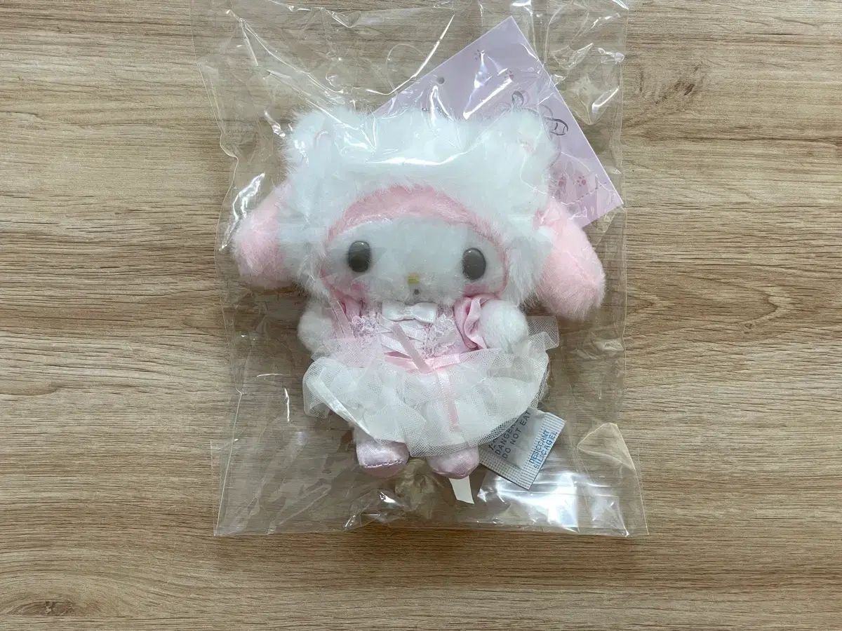 シロネコ 白猫 バレリーナ マイメロディ ピアノ マスコット ぬいぐるみ ハローキティ