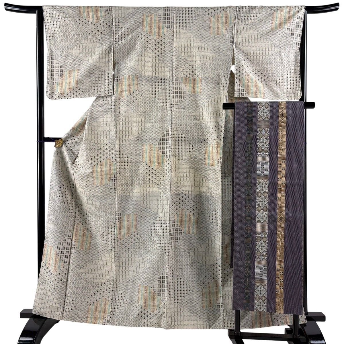 紬 身丈163cm 裄丈64.5cm M 袷 名古屋帯セット 七宝 十字絣 灰白 正絹 秀品 【中古】
