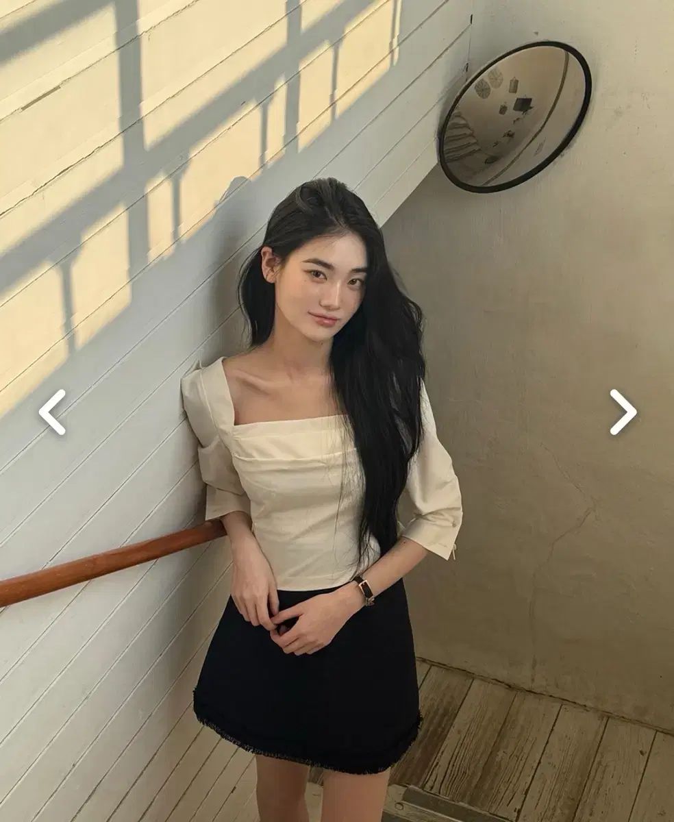 イヴァナヘルシンキ ラウ ラテ ブラウス Latte Tucked Blouse
