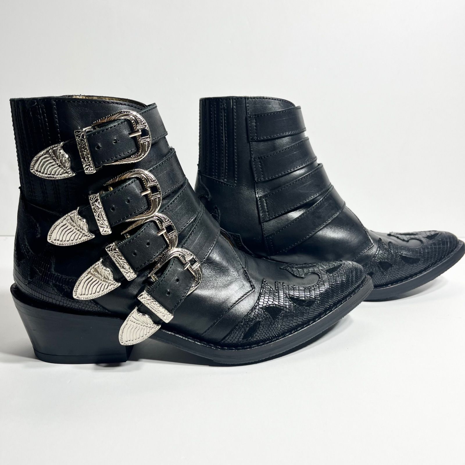 極美品】TOGA PULLA トーガプルラ 4連メタル BLACK MIX レザー ブーツ