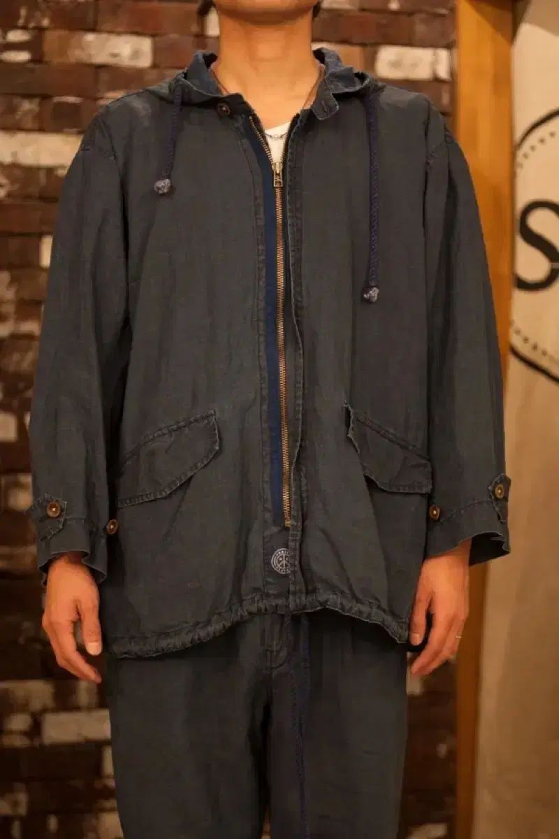 ポーター クラシック (Porter Classic) の インディゴ (Indigo) 染め リネン (Linen) 100%