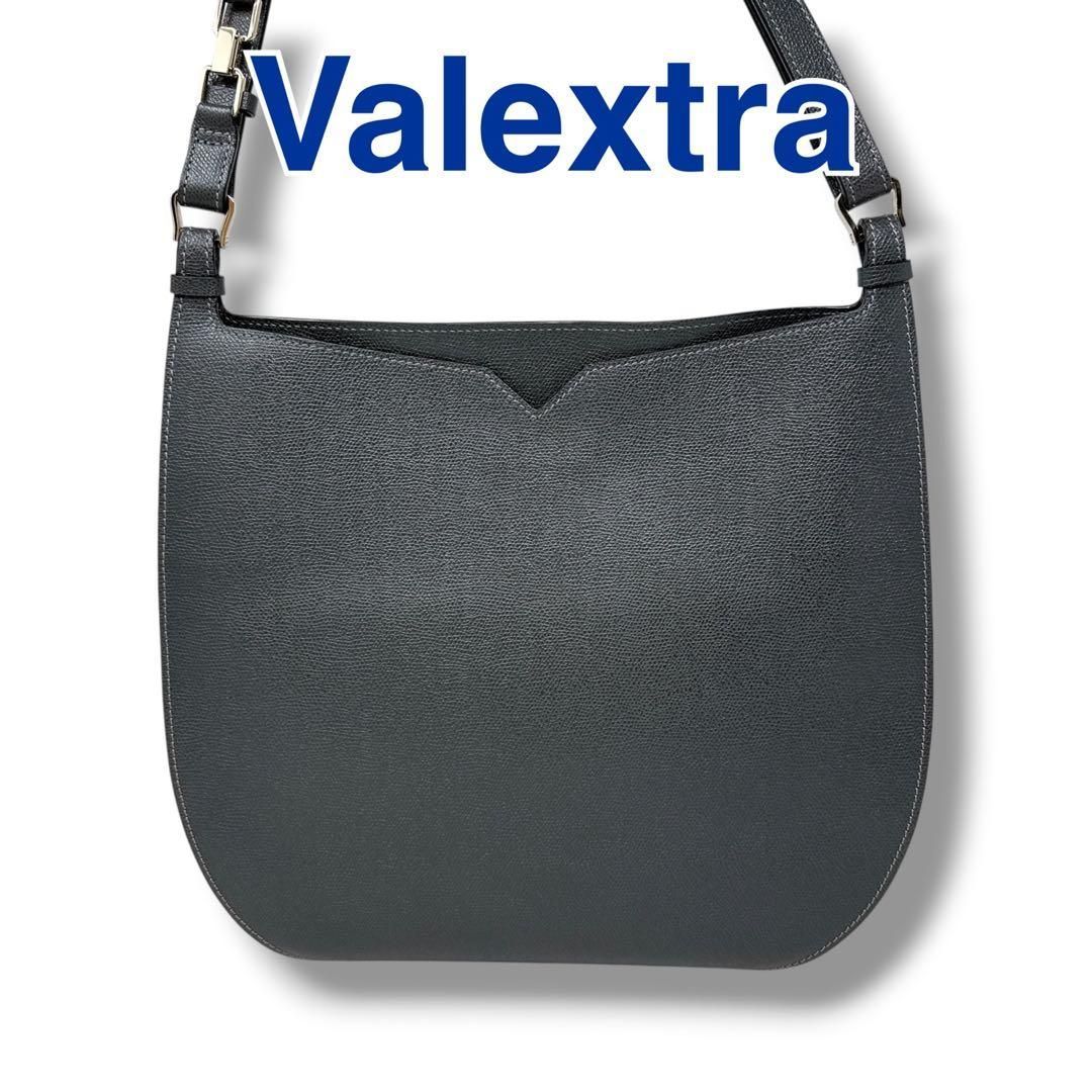 ヴァレクストラ ウィークエンド ホーボー ハンドバッグ ミディアム グレー 美品 Valextra レザー ユニセックス ブランド ゴールド金具 ダークグレー 外ポケット×2 トートバッグ ショルダーバッグ 肩掛け 斜め掛け カバン メンズ レディース