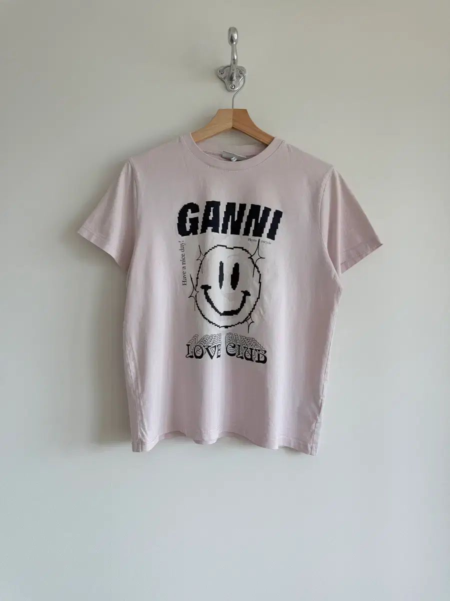 ガニー (GANNI) スマイル 半袖 Tシャツ