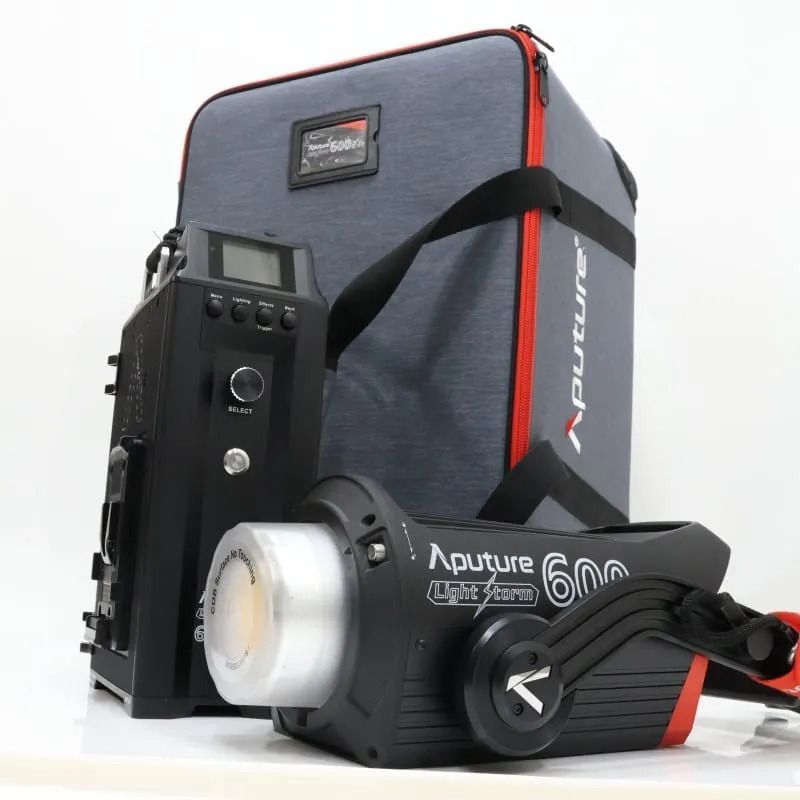 (中古) Aputure LS 600d (ダボ:26パイ) + F10レンズ APUTURE アプチャー LS-600d Pro - メルカリ