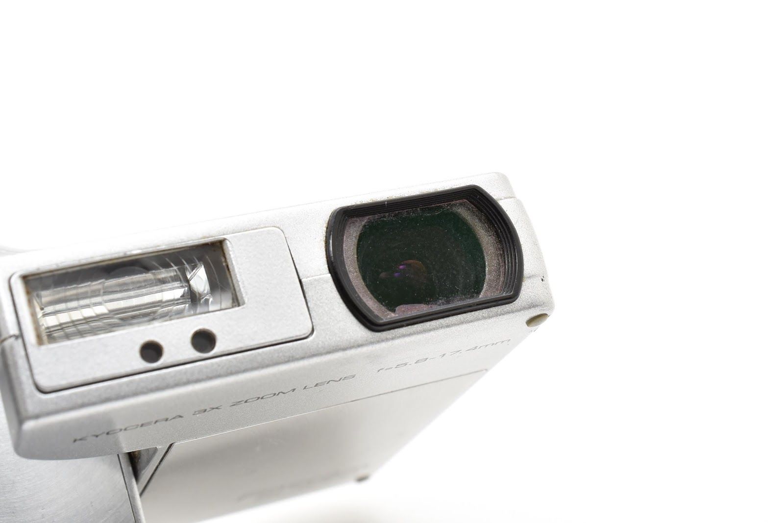 ☆訳あり品大特価☆ 京セラ KYOCERA FINECAM SL300R シルバー デジタル