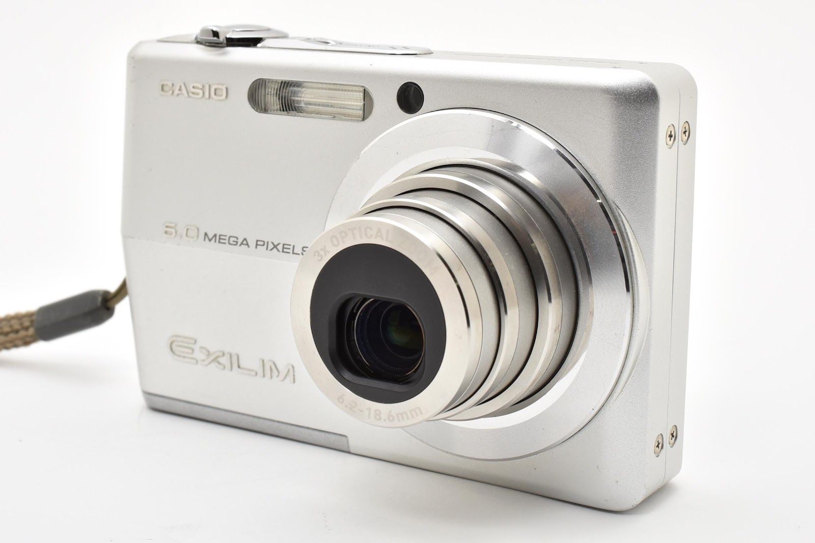 ☆良品☆ カシオ CASIO EX-Z600 シルバー コンパクトデジタルカメラ