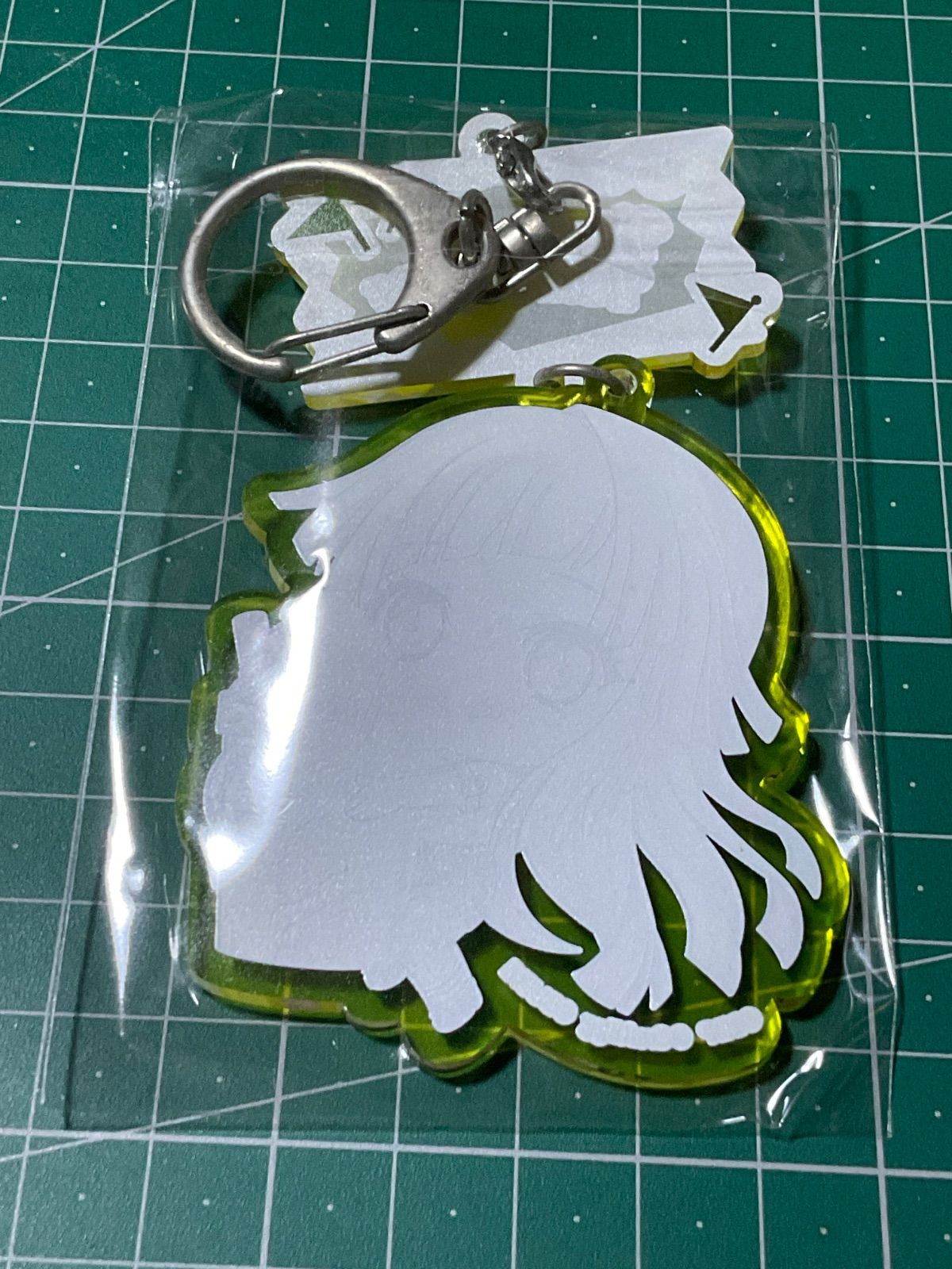バンドリ 弦巻こころむぎゅっと アクリルキーホルダー - メルカリ