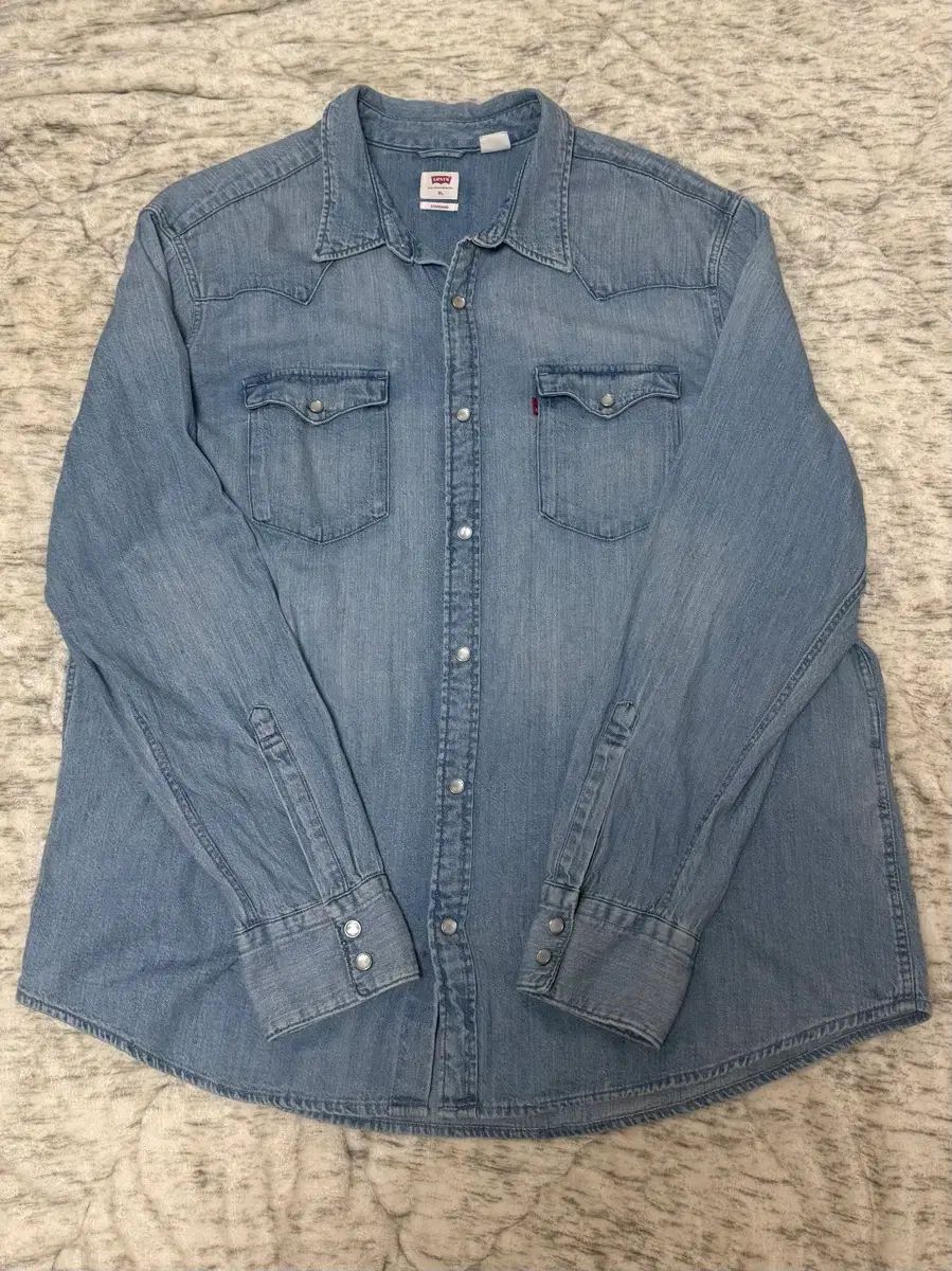リーバイス デニムジャケット XL(105)