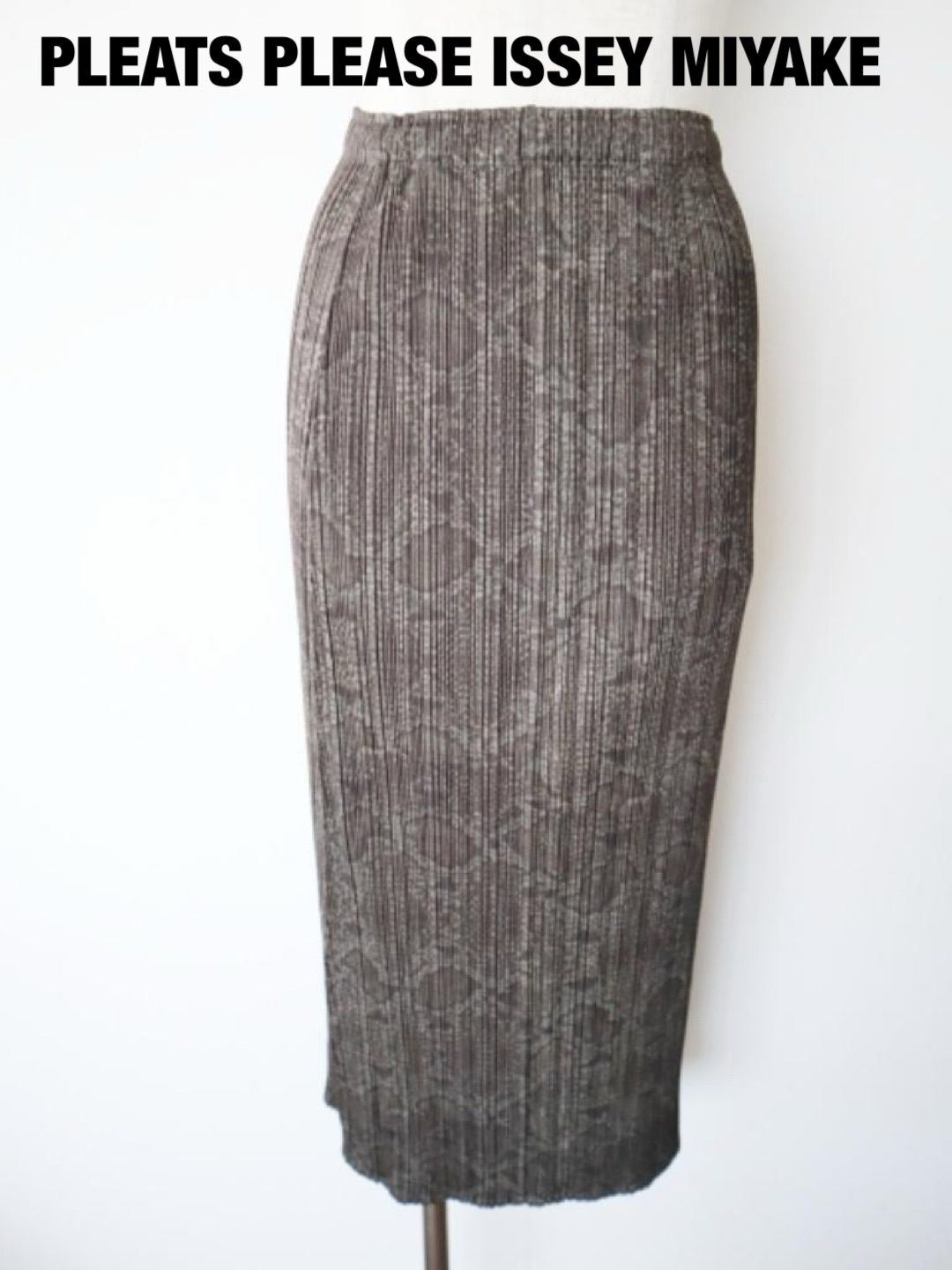 PLEATS PLEASE ISSEY MIYAKE　プリーツプリーズイッセイミヤケ　プリーツスカート　日本製　Sサイズ　カーキブラウン　ロング　美品　送料込み　6467472