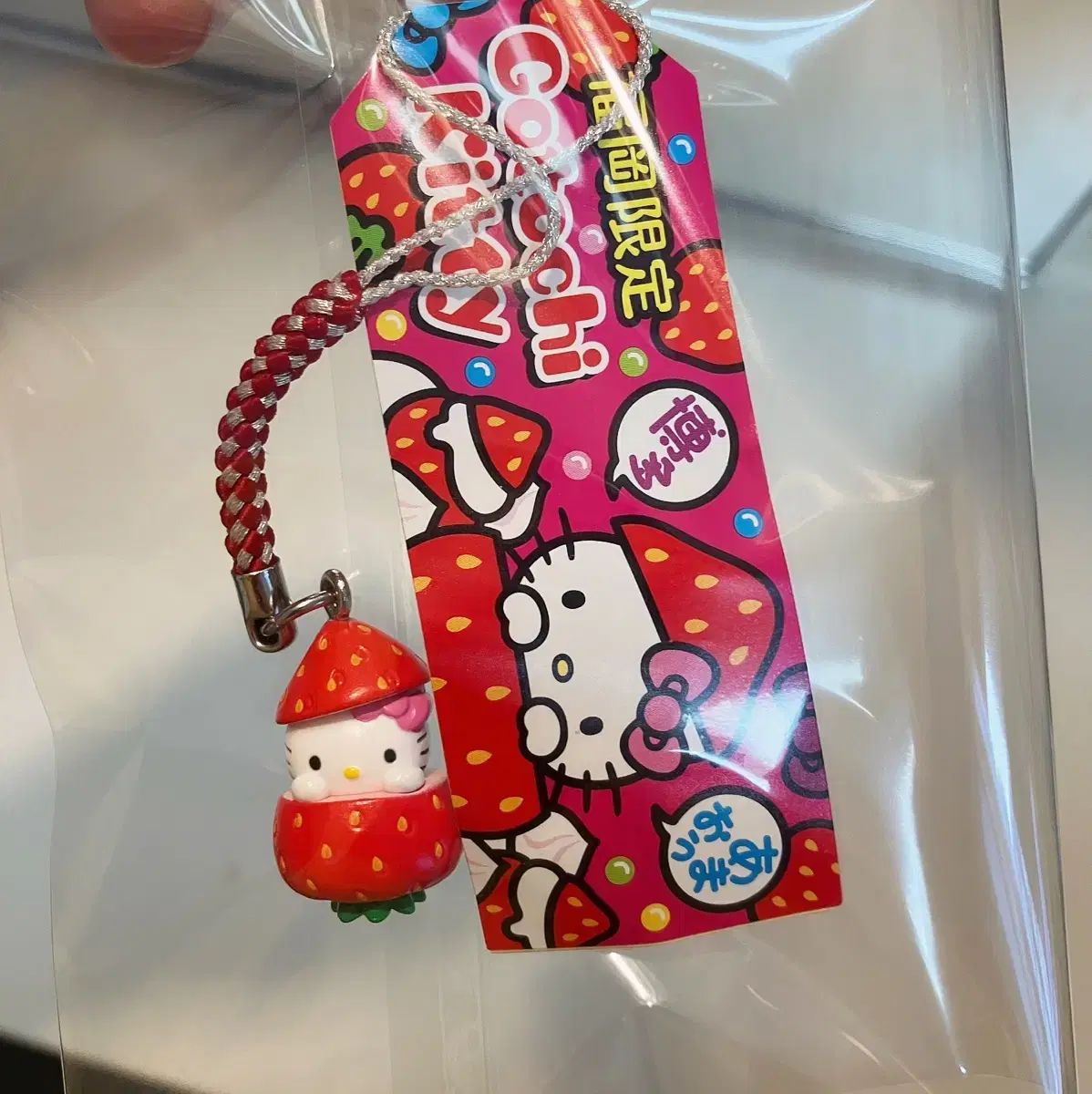 超レア 희귀) いちご ハローキティ ストラップ (クラシック)