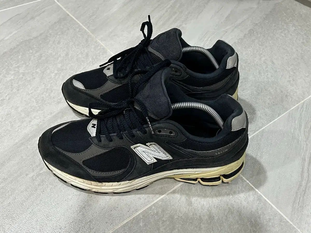 正規品 ニューバランス 2002R ネイビー マグネット 26.5 (M2002RCA)